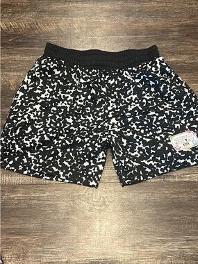 BL 101 Bundle Black & White Abstract Print Elastic Waist Shorts